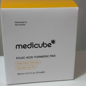 Medicube Kojic Acid Turmeric Pads - 70 pads